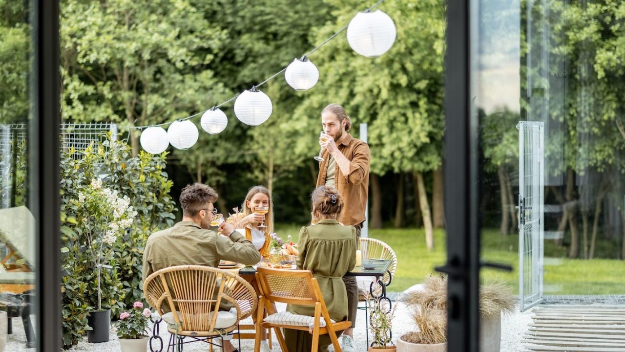 How Airbnb and Short-Term Renters Rely on Video in New Zealand