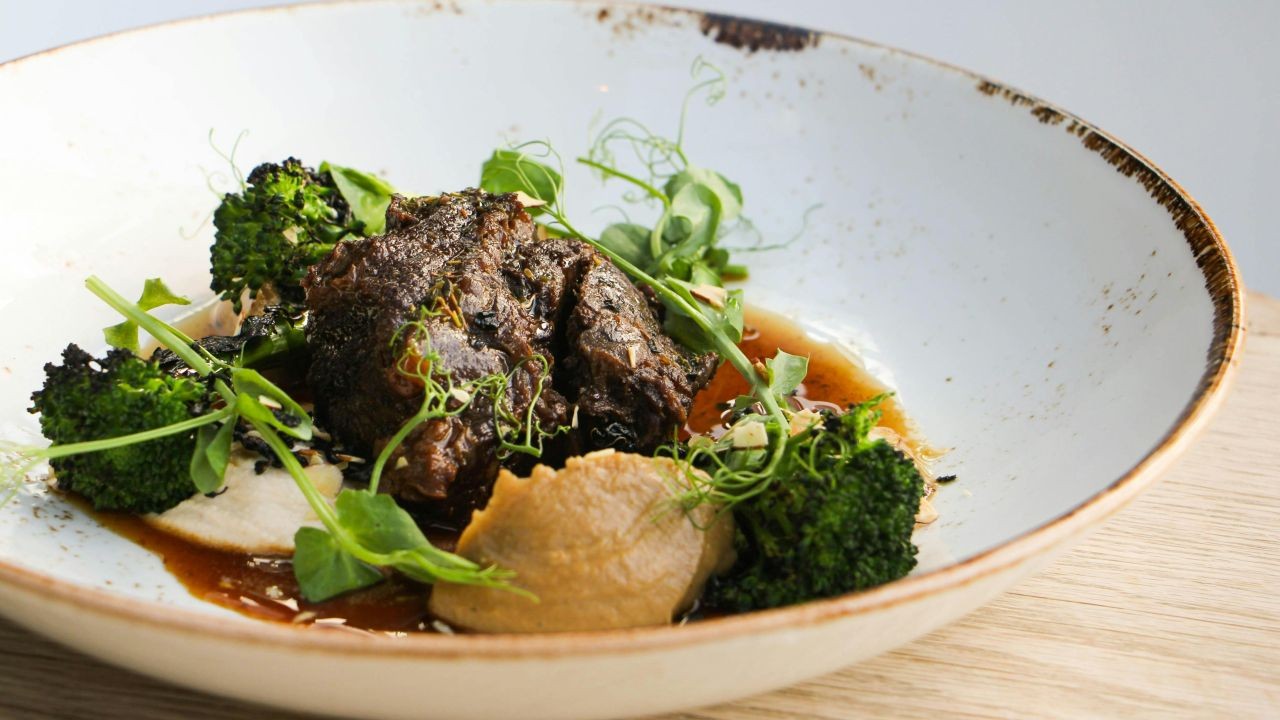 From Menu Highlights to Behind-the-Scenes Footage: How NZ Restaurants Build Loyalty With Video