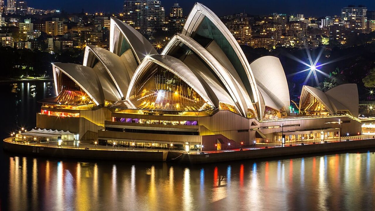 The True Story of How the Sydney Opera House Was Almost Never Built – The Aussie Strategy You Need to Know