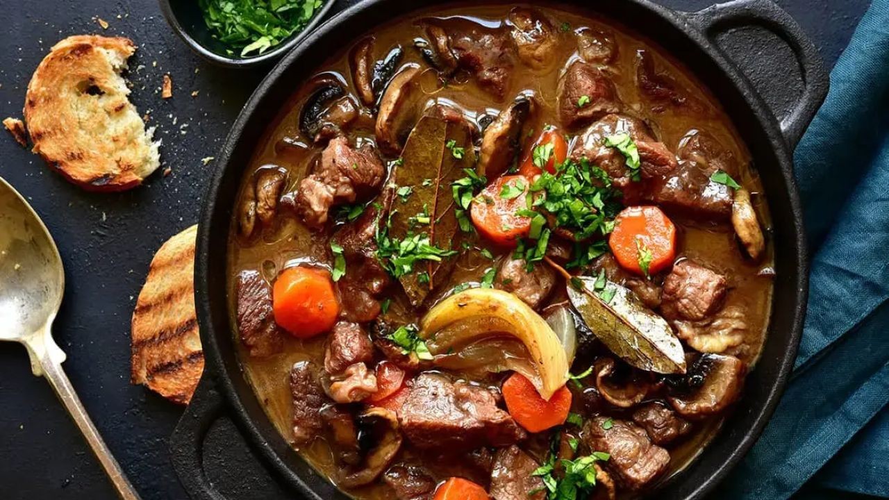 Showcasing Menus and Signature Dishes With Video in Australia