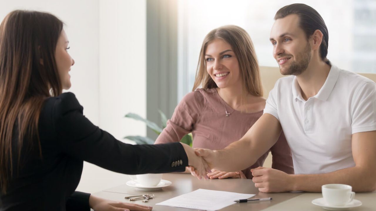 Australian Agent Testimonials Captured on Video That Inspire Leads