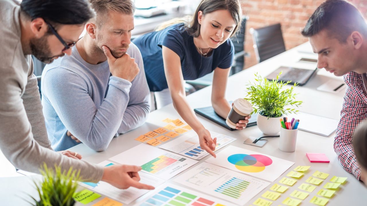 How Business Support Videos Improve SME Operations in Australia