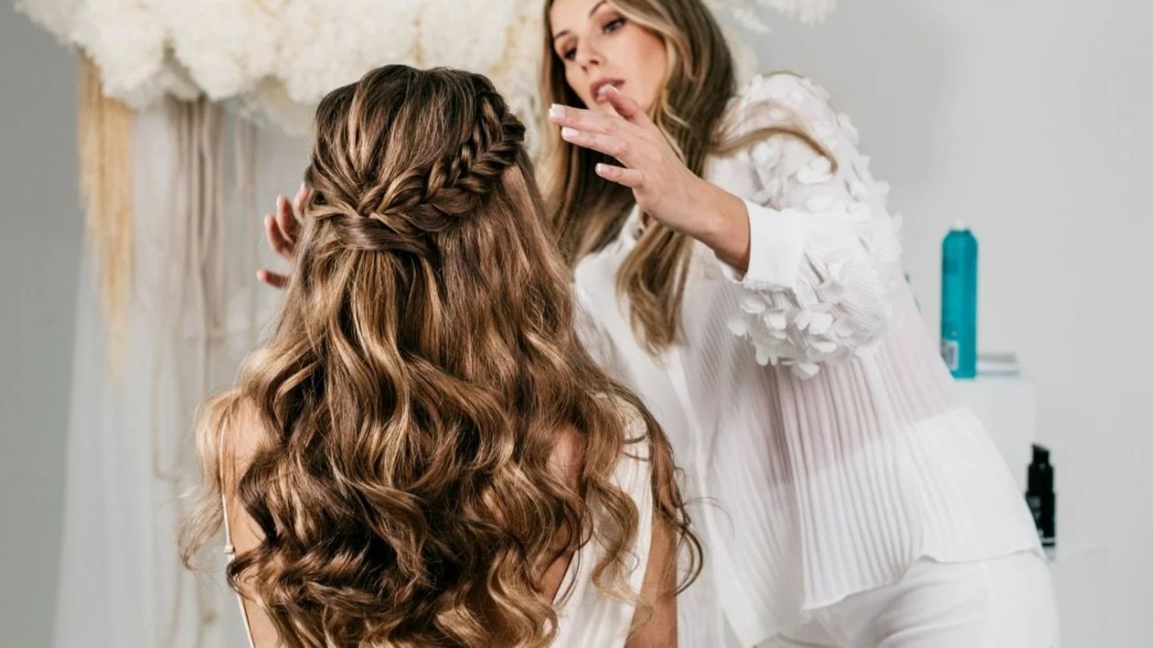 Trendy Hair & Makeup Video Guides Targeting NZ Consumers