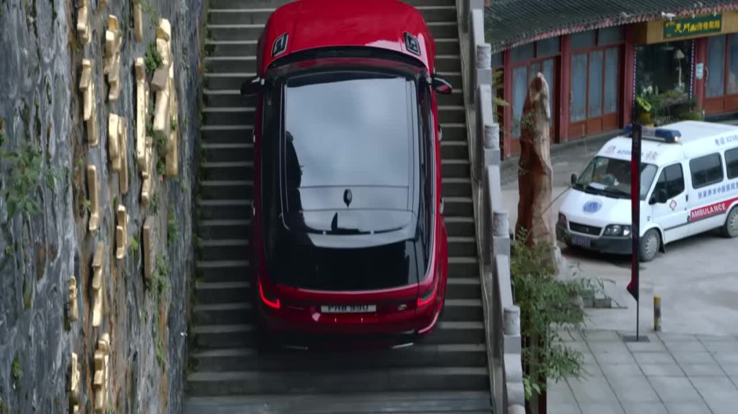 Range Rover Sport – Conquering the Legendary Dragon Challenge