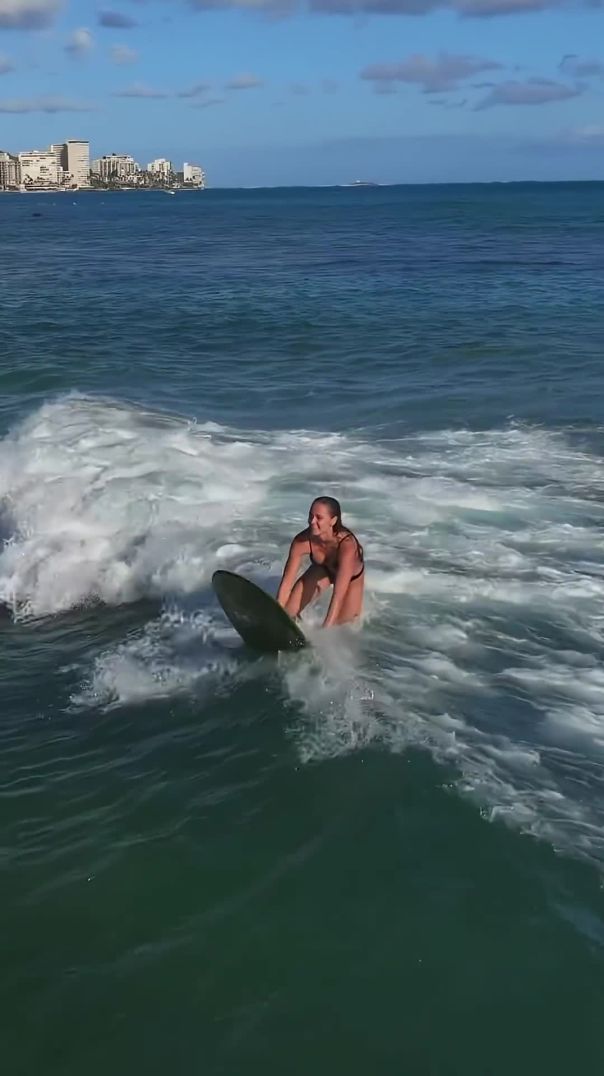 Wunderlich Shreds South Shore Oahu 🌊