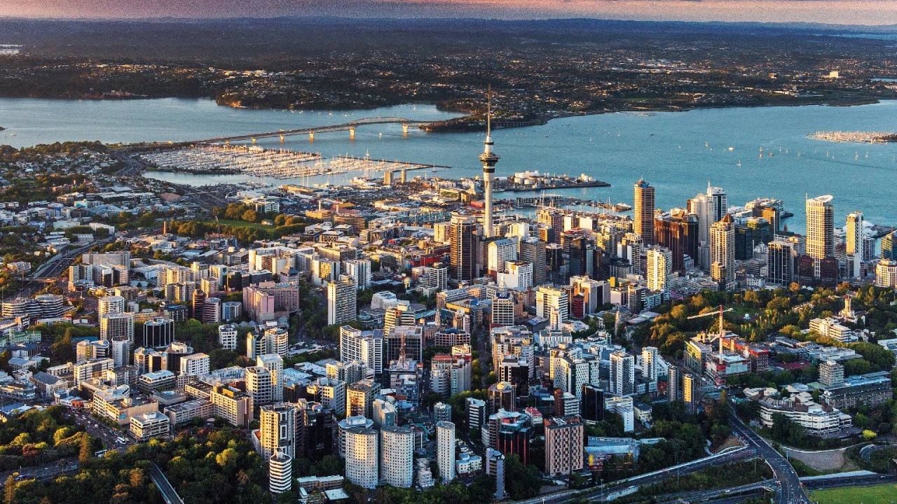 How NZ Realtors Use Video to Capture International Property Buyers