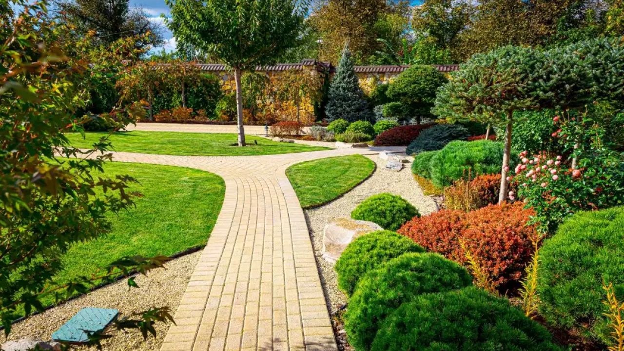 Creative Garden Landscaping Video Ideas for Australian Yards