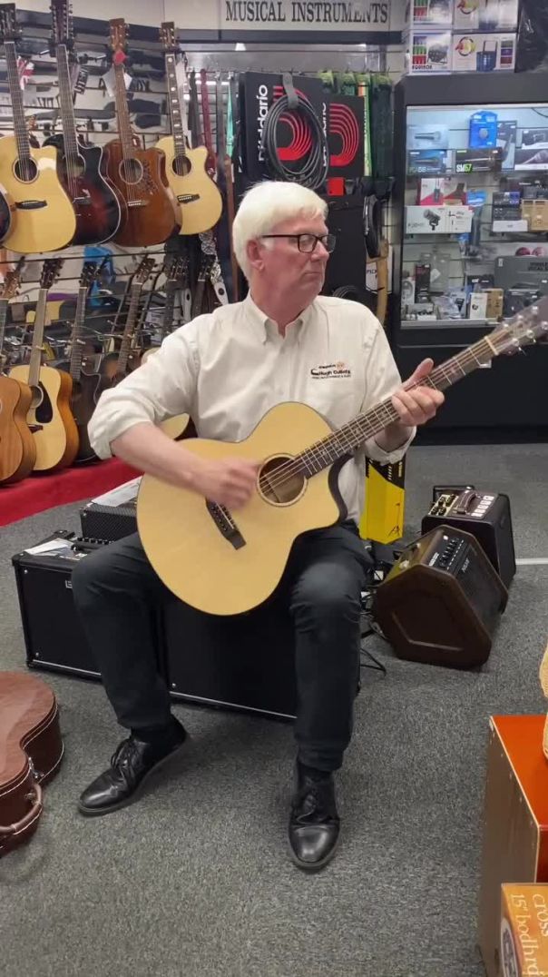 Nick at Cullotys In Tralee playing the   Hudson HF-360ce 25 model