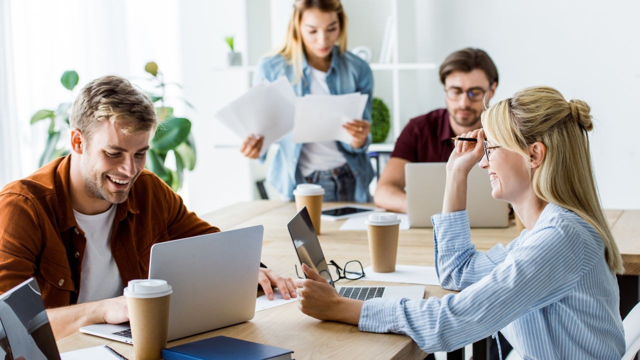 How New Zealand’s Startup Hubs Are Failing Young Entrepreneurs – What Every Young Kiwi Should Know Today