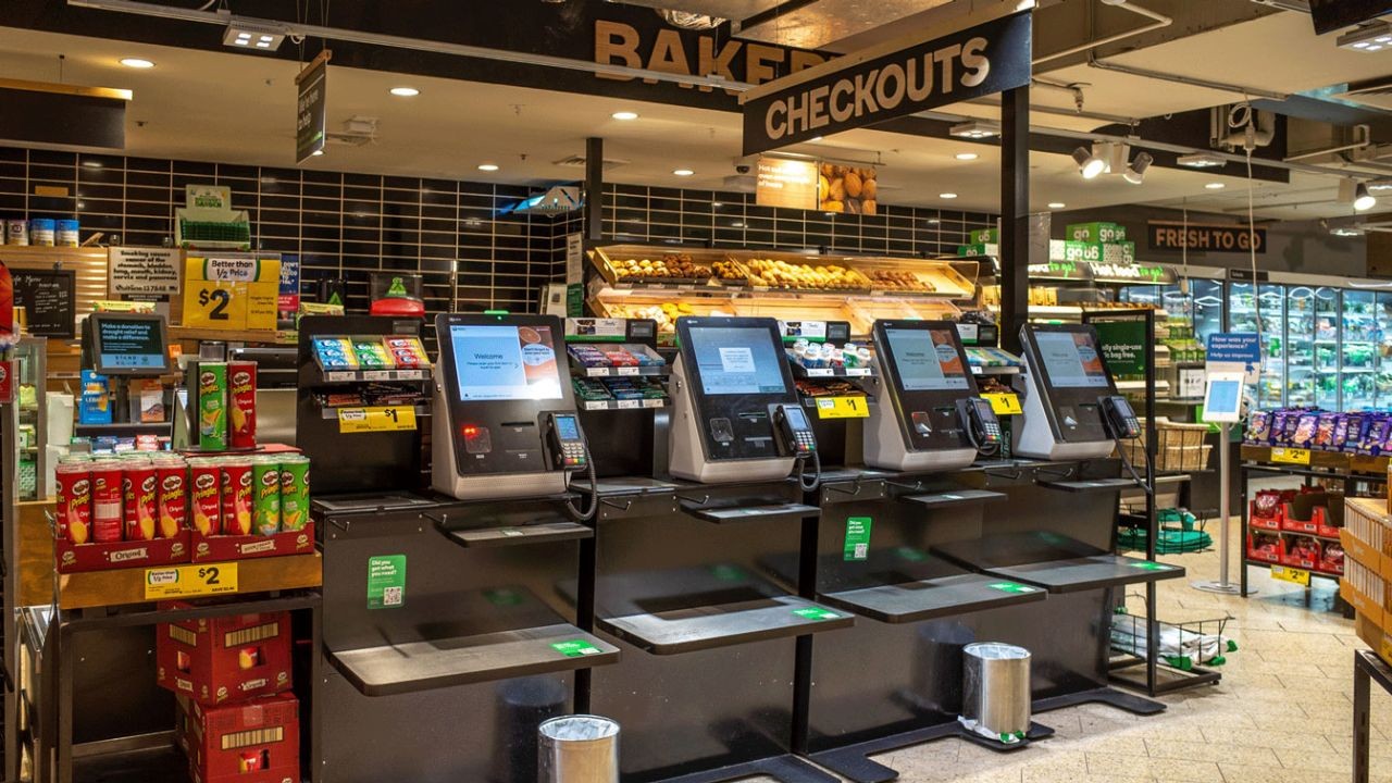 Should Australian Stores Ban Self-Checkout Machines? – What Every Australian Should Know