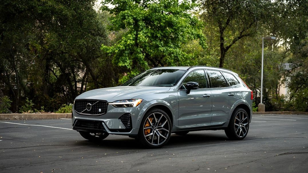 Volvo XC60 Recharge: Smart, Connected, and Powerful