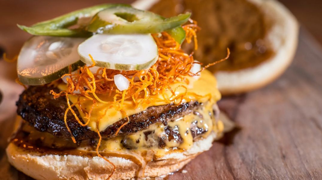 Korean Street Burger Master – 2,500 Charcoal Burgers