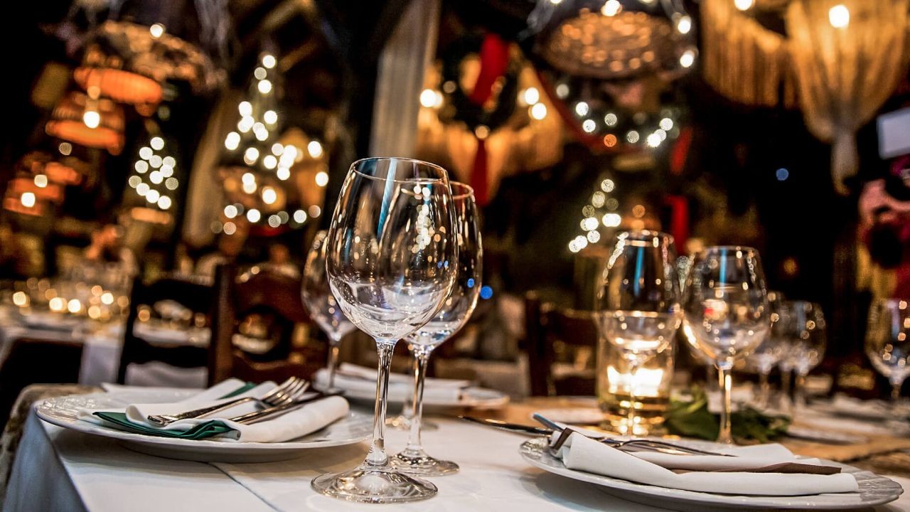 How Expensive Restaurants Get Away With Serving Cheap Ingredients – How It’s Changing the Game for Aussies