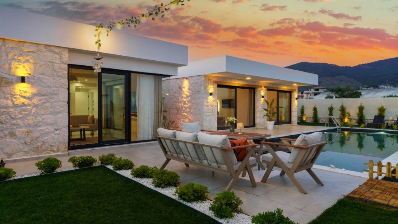 Luxury Property Trends in Auckland and Queenstown