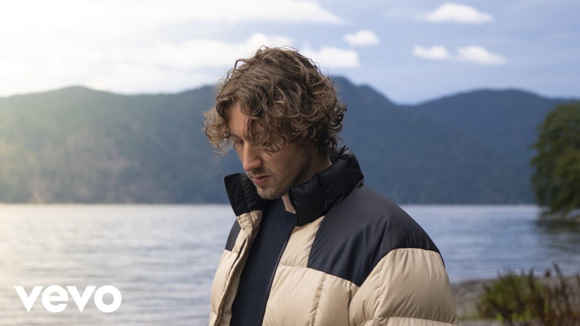Enjoy It While It Lasts – Official Video | Dean Lewis