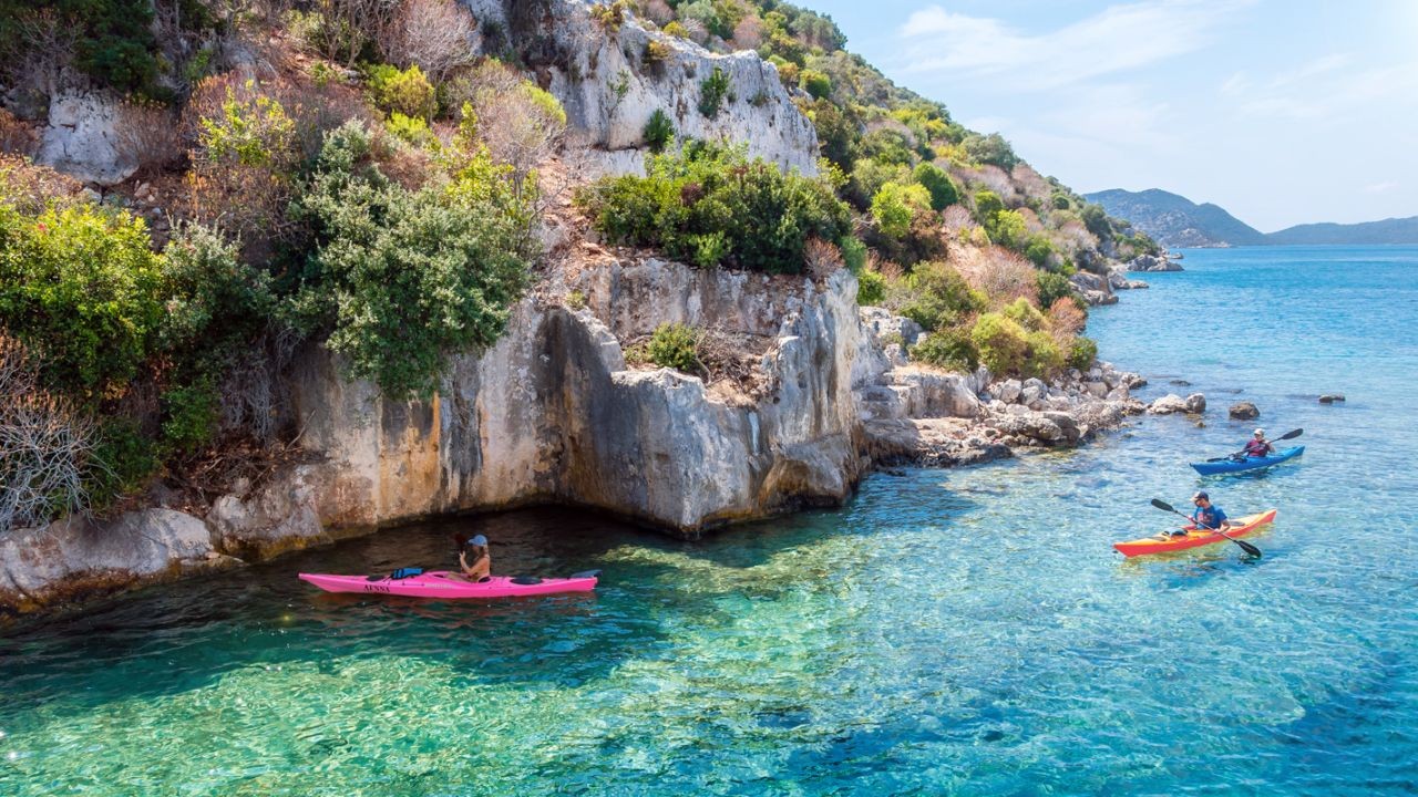 How Tourism Contributes to Australia’s Economy – A Results-Driven Approach for Australians