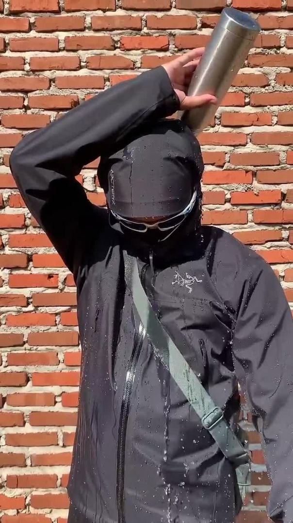 Is the Arc’teryx Beta Jacket Worth It for New Zealand Weather? 🇳🇿🌧️