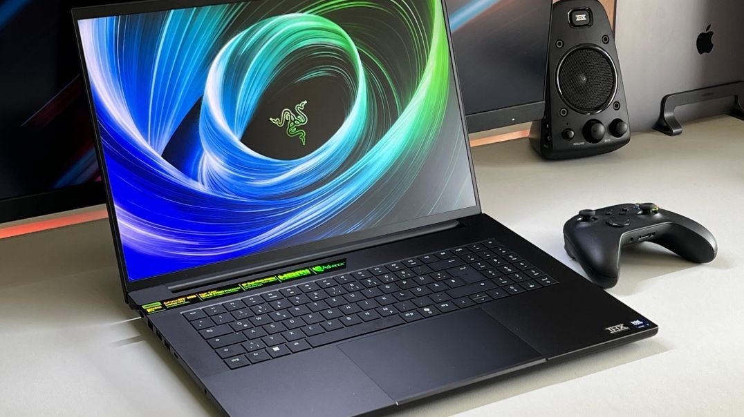 Do You Really Need an 18-Inch Gaming Laptop? | Razer Blade 18