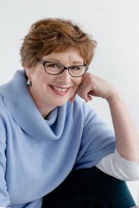 Fiona Lowe author