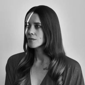 Ali Millar author