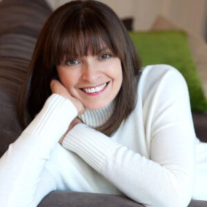 Fiona McIntosh author