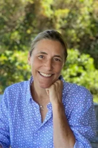 Kara Gnodde author