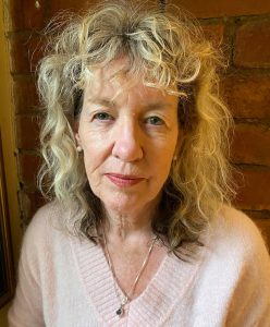 Robyn Bishop author