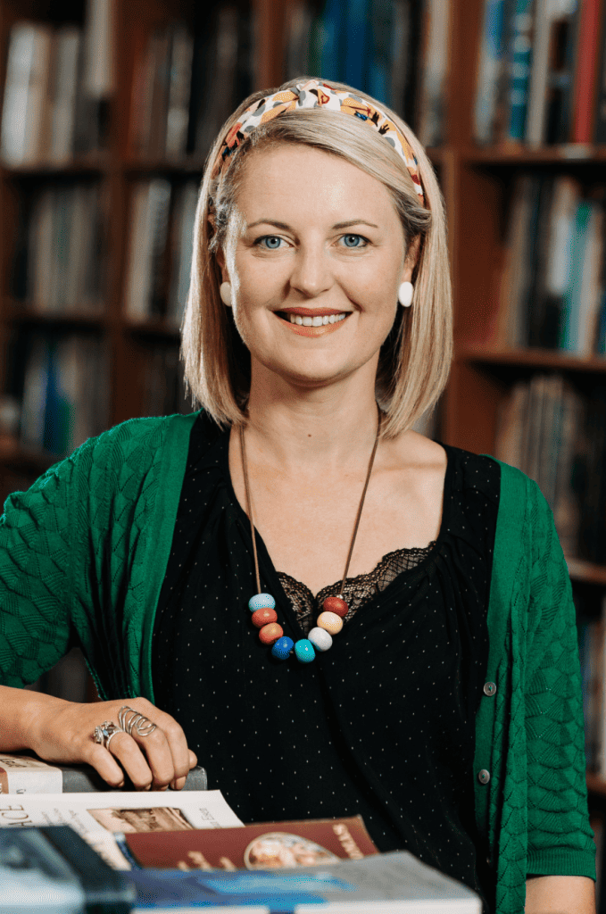 Sarah Sasson author